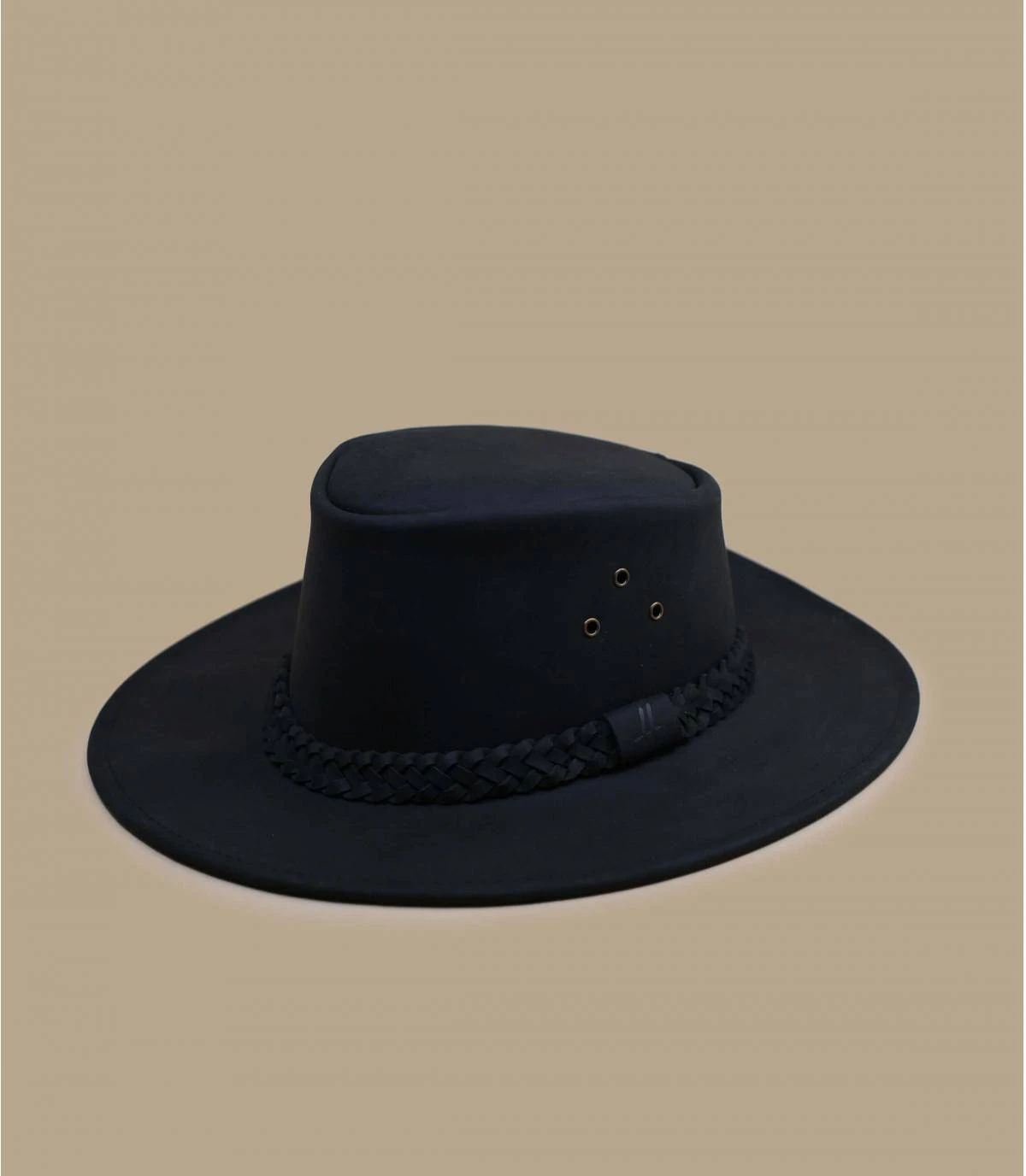 Australian Black 2 Australian Black – Image 2