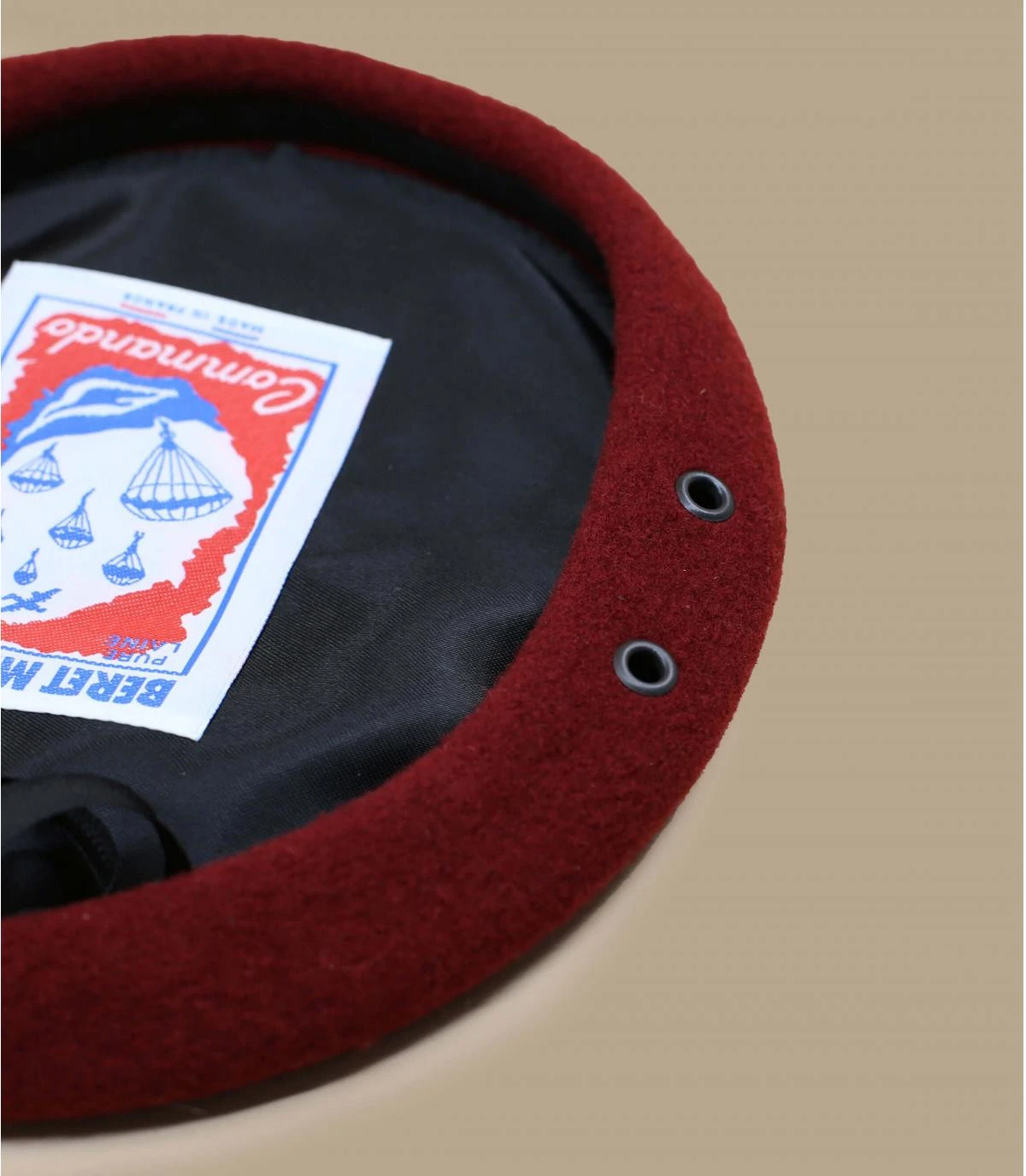 Commando Paratrooper Amarante 3 Commando Paratrooper Amarante – Image 3