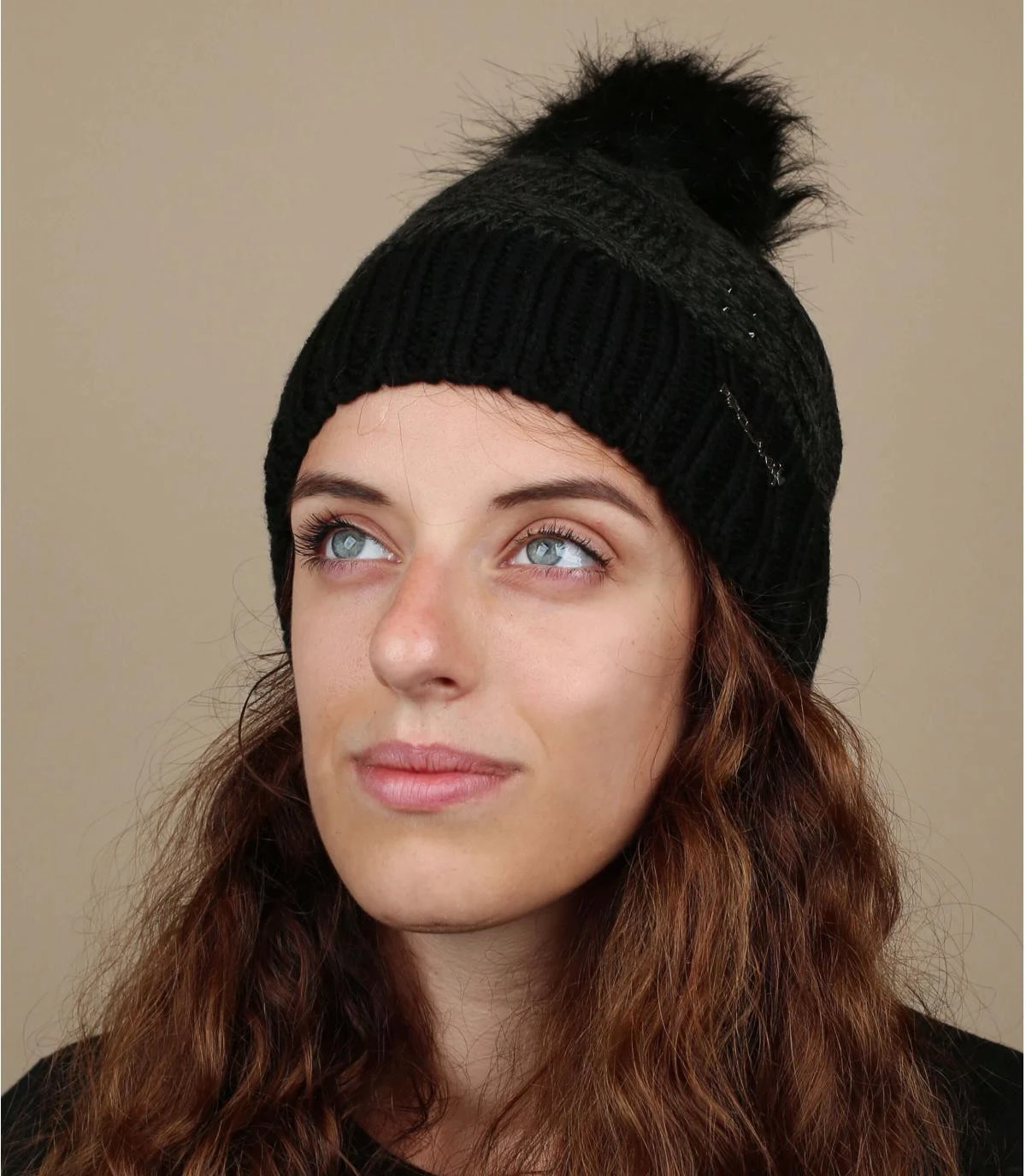 Inari Noir 1 Inari Noir