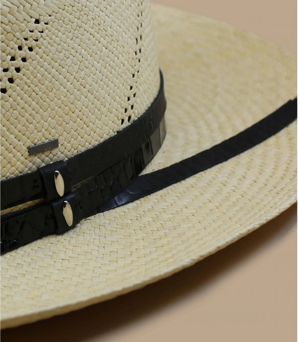 Bailey Jansen Natural Black 2 Bailey Jansen Natural Black – Image 2