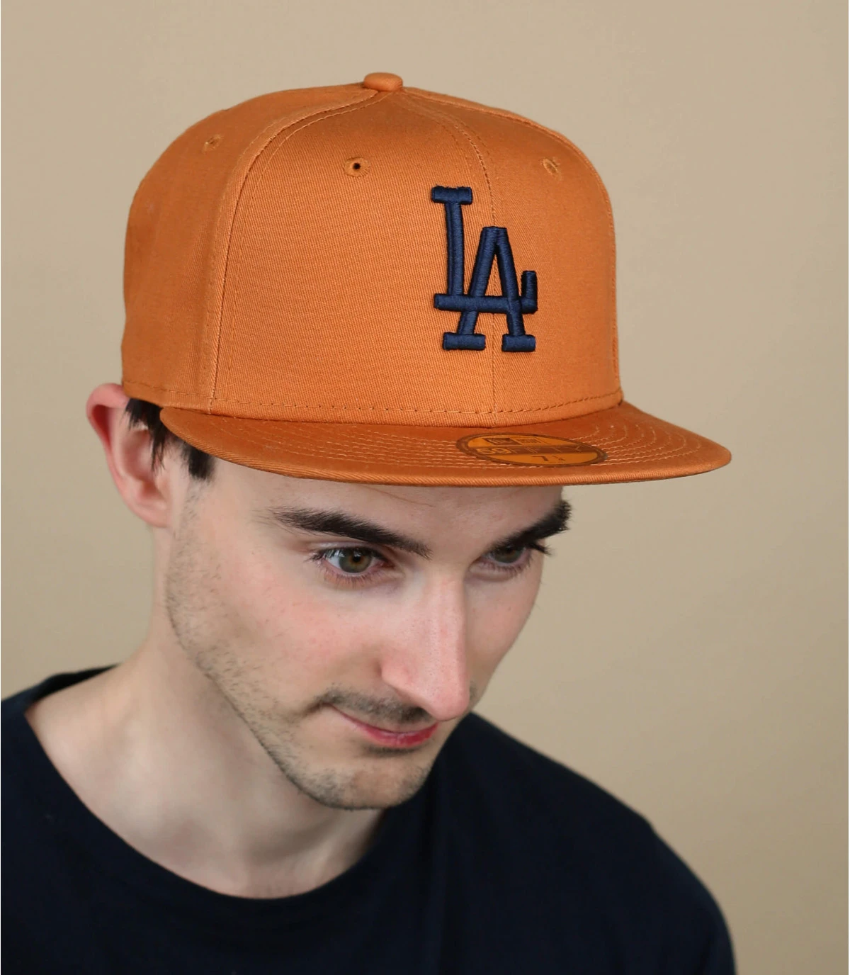 NEW ERA League Ess 5950 LA Toffee Navy 1 NEW ERA League Ess 5950 LA Toffee Navy