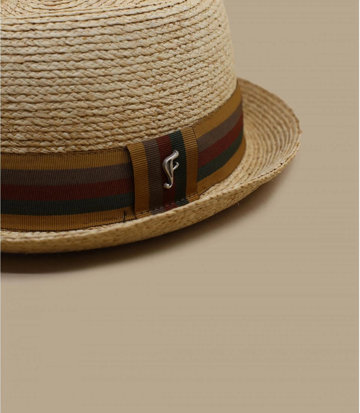 Logan Raphia 2 Logan Raphia – Image 2