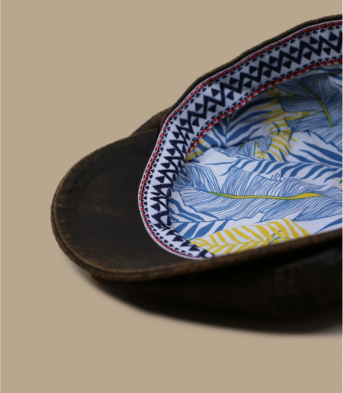 Martaban Brown 3 Martaban Brown – Image 3