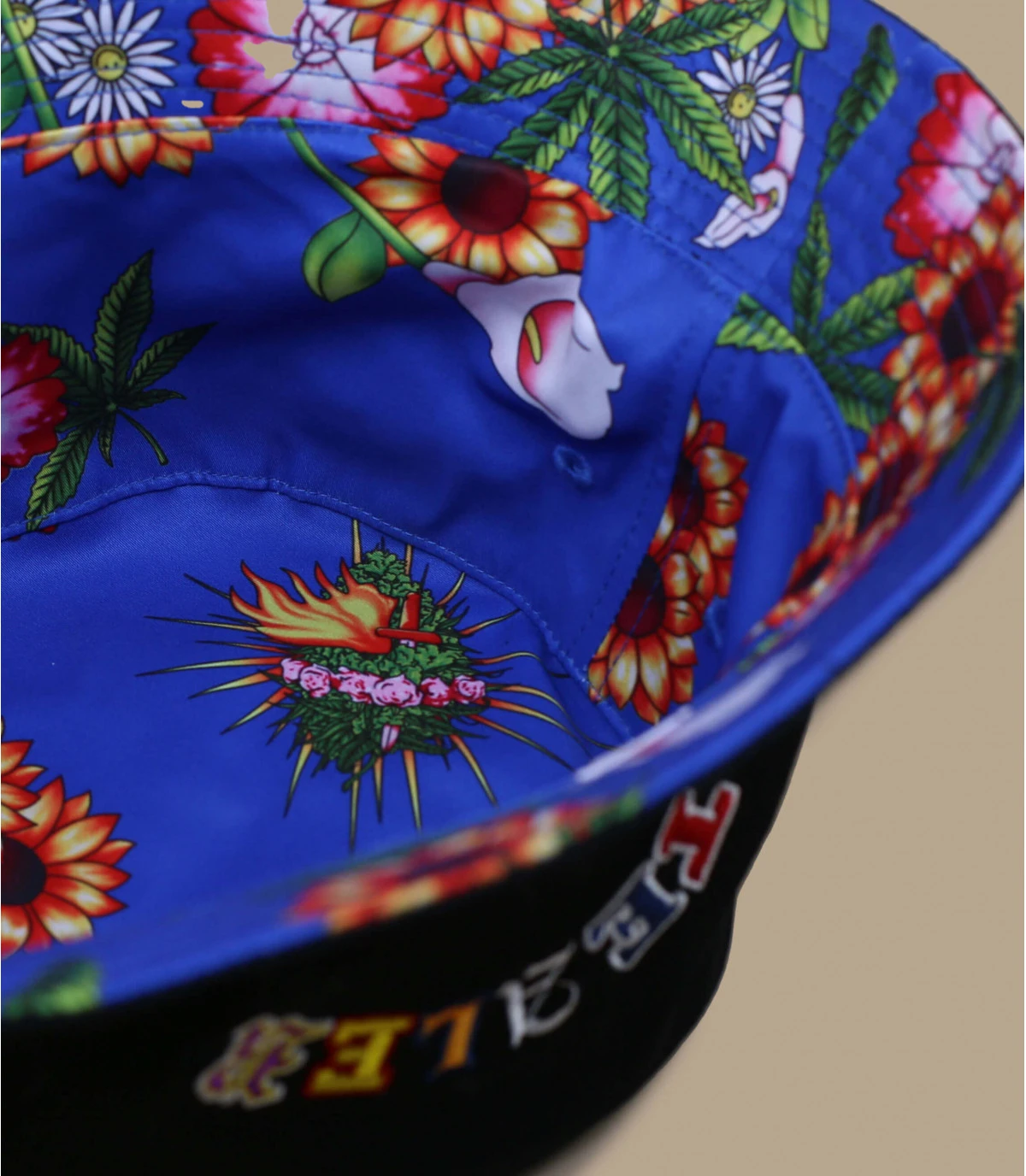 Tealer Romeo Bucket Reversible 5 Tealer Romeo Bucket Reversible – Image 5