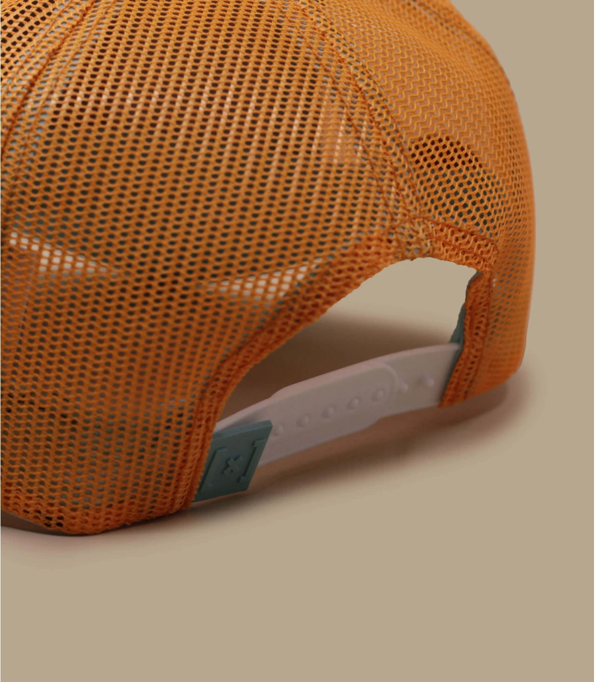 Capslab Trucker Dragon Ball Tortue Géniale 5 Capslab Trucker Dragon Ball Tortue Géniale – Image 5